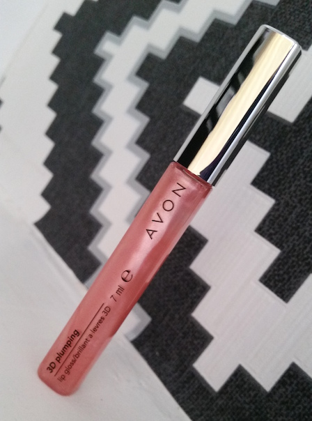 Beautifinous. Avon 3D Plumping Lip Gloss in Pink Pout review and